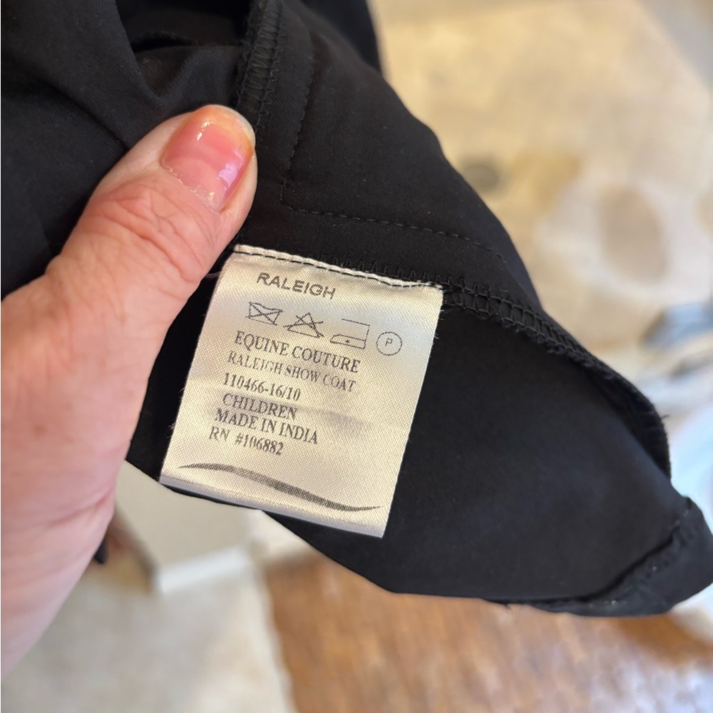 Equine Couture Raleigh Show Coat - Picture 7 of 9